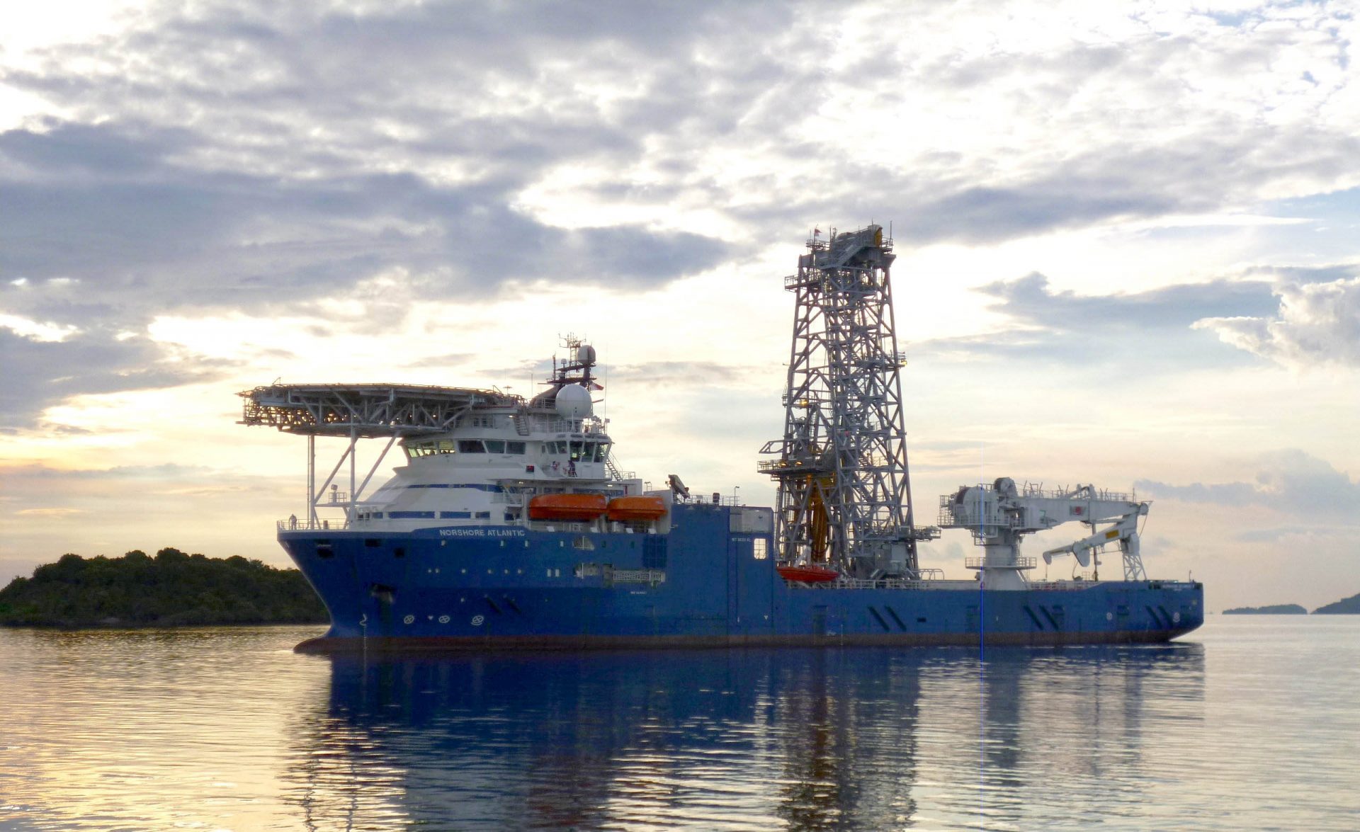 Marin Teknikk AS. Ship Design and Engineering.